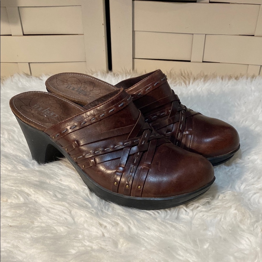 Indigo by Clark’s Women's Brown Woven Leather Clogs